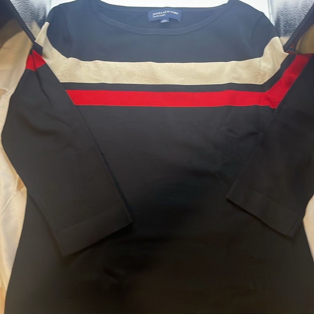 Jones New York Women's Black Top with Red and Cream Stripes 000631 - Picture 10 of 11